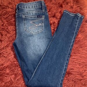 EUC! Girls Seven7 Skinny Distressed Jeans
